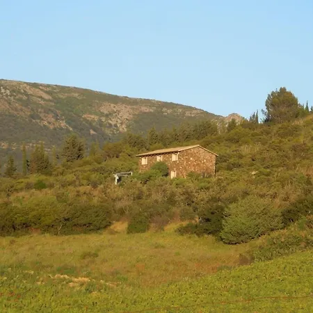 In Einer Hoehle Mit Privatparkplatz By Interhome Tatil Evi Solèminis