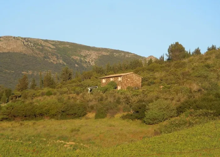 In Einer Hoehle Mit Privatparkplatz By Interhome Tatil Evi Solèminis