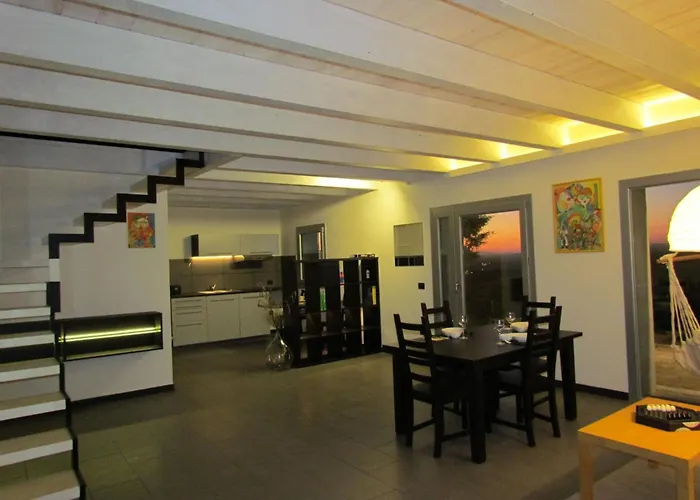 度假居 In Einer Hoehle Mit Privatparkplatz By Interhome Solèminis