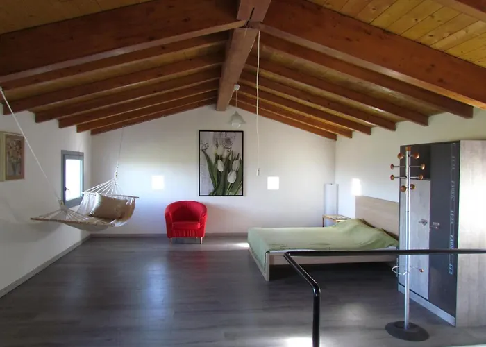 Hébergement de vacances In Einer Hoehle Mit Privatparkplatz By Interhome Solèminis